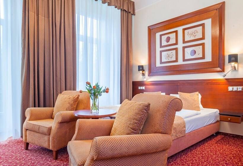 اتاق سوپریور, Spa Resort Pawlik Aquaforum