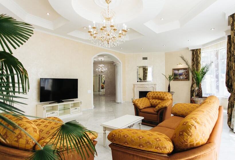ویلای 1 خوابه, Villa Le Premier Maestro