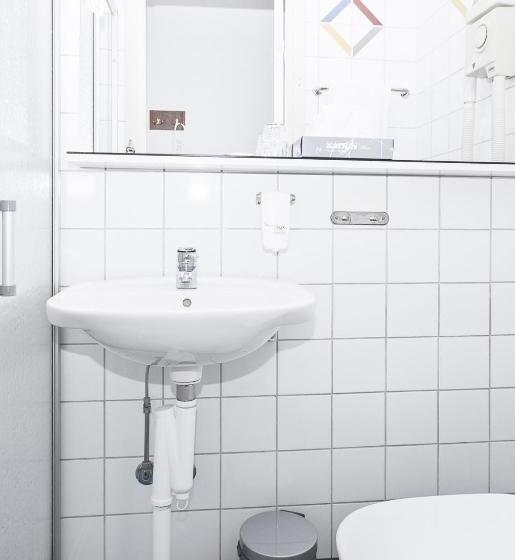 اتاق استاندارد یک نفره, Stadshotellet Lidköping