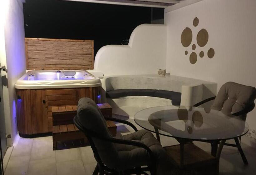 سوئیت با وان آب گرم, Valena Mare Suites & Apartments