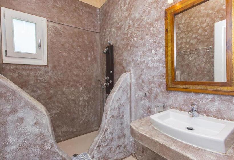 سوییت, Valena Mare Suites & Apartments