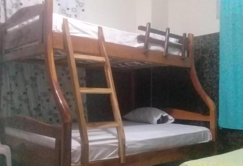اتاق خانوادگی, Habitacion Vacacional Camboriu