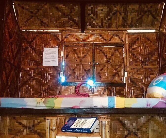 اتاق ساده سه‌ نفره, Villa Atlas Guesthouse