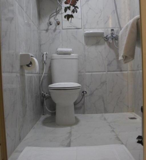 اتاق استاندارد سه نفره, Hostel Sunset Down Town