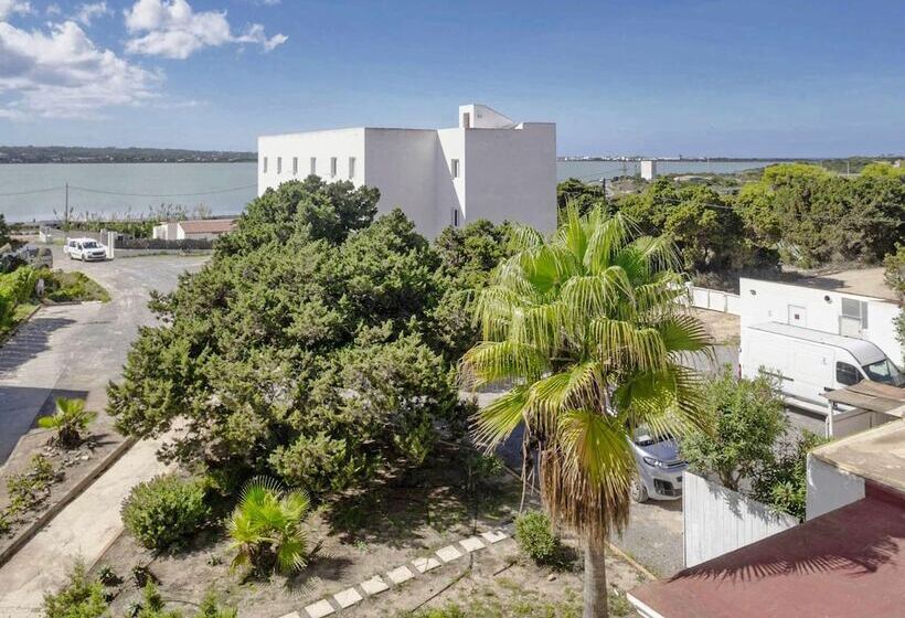 اتاق استاندارد با چشم‌انداز دریاچه, Roquetes Rooms  Formentera Break