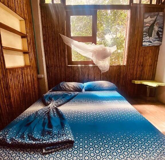 اتاق لوکس, Utria Hostel