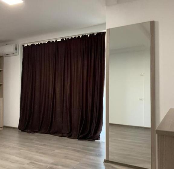 اتاق لوکس, Vila Davi