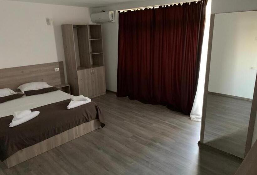 اتاق لوکس, Vila Davi