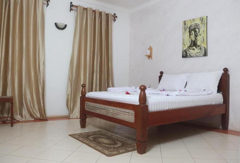 اتاق استاندارد, Chukwani Executive Inn
