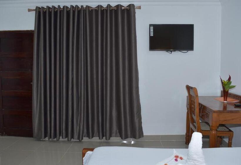 اتاق استاندارد, Chukwani Executive Inn