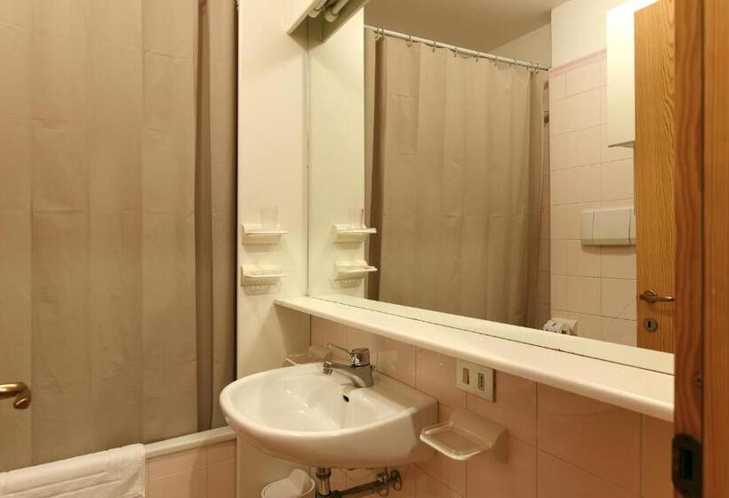 آپارتمان 1 خوابه, Residence Casa Metz Hrg