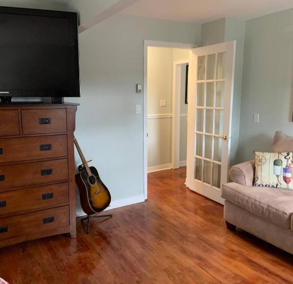اتاق استاندارد یک نفره, The Jypsy Inn   Journey Apartment Muskoka