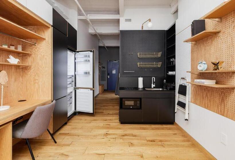 استودیوی استاندارد, Placemakr Wall Street
