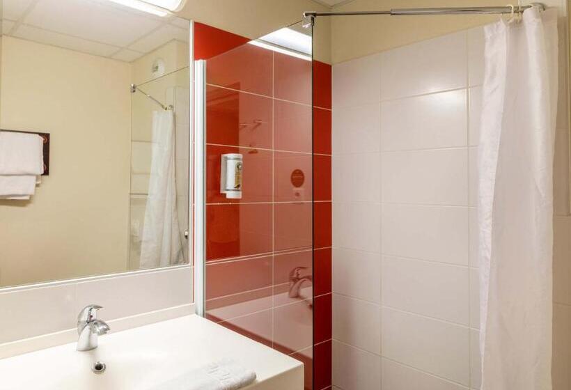 اتاق استاندارد سه نفره, B&b Hotel Agen Castelculier