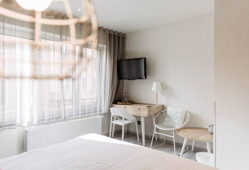 اتاق سوپریور با چشم‌انداز دریا, C Hotels Helios