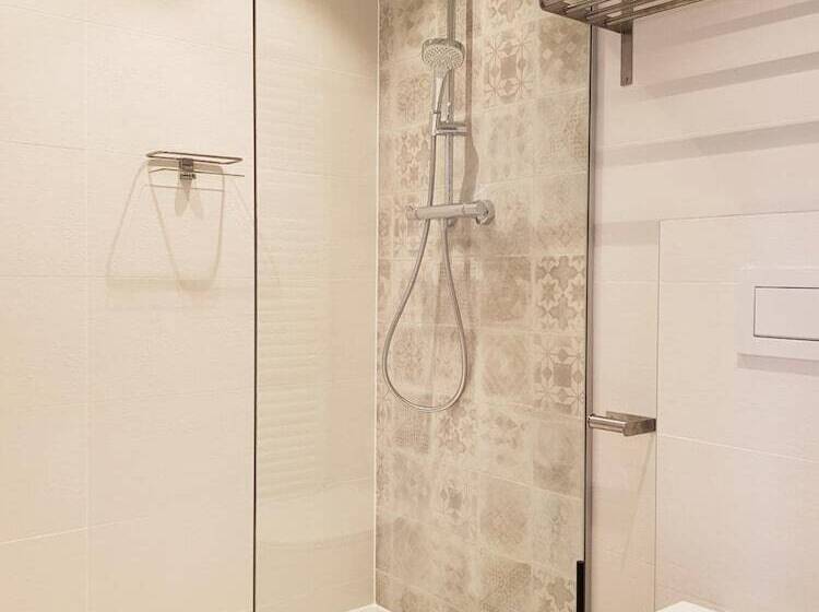 اتاق سوپریور با چشم‌انداز دریا, C Hotels Helios