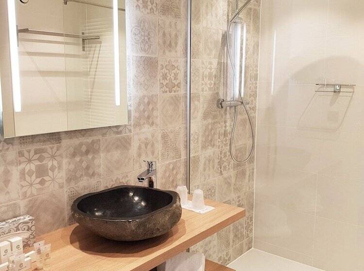 اتاق سوپریور با چشم‌انداز دریا, C Hotels Helios