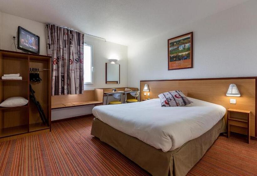 اتاق استاندارد, Ace Hotel Riom