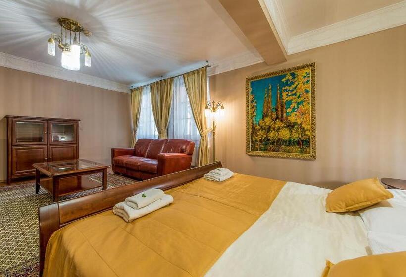 سوییت جونیور, Boutique Hotel Carpe Diem