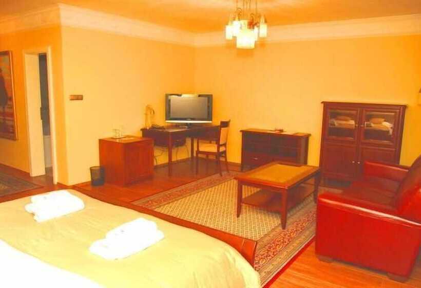 سوییت جونیور, Boutique Hotel Carpe Diem