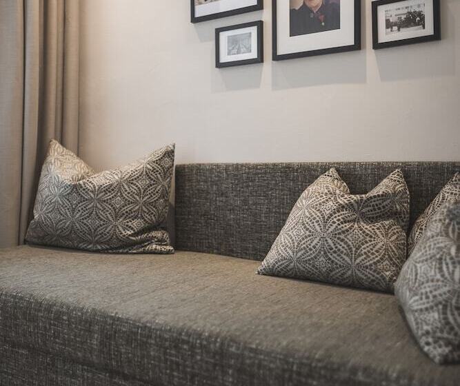 Suite Junior Affaccio Interno, Emma Historic