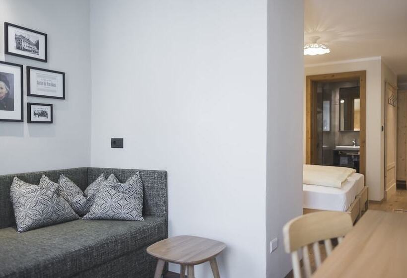 Suite Junior Affaccio Interno, Emma Historic