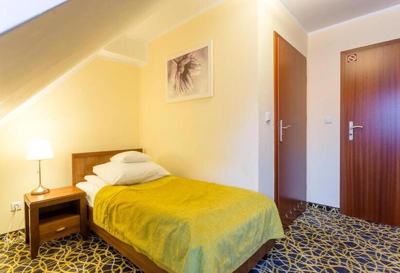 اتاق استاندارد یک نفره, Relaks Wellness & Spa