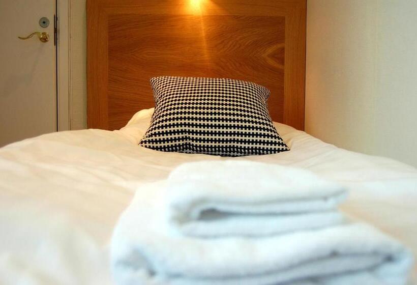 اتاق استاندارد یک نفره, Stora Hotellet Markaryd