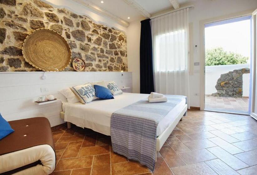 اتاق لوکس, B&b La Roccia