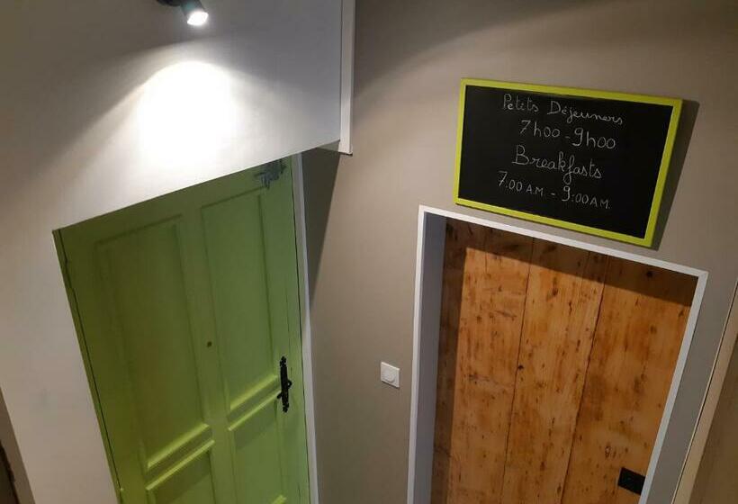 اتاق استاندارد, Bed And Breakfast P&p Nîmes Centre