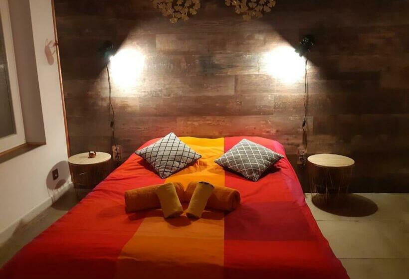 اتاق استاندارد, Bed And Breakfast P&p Nîmes Centre