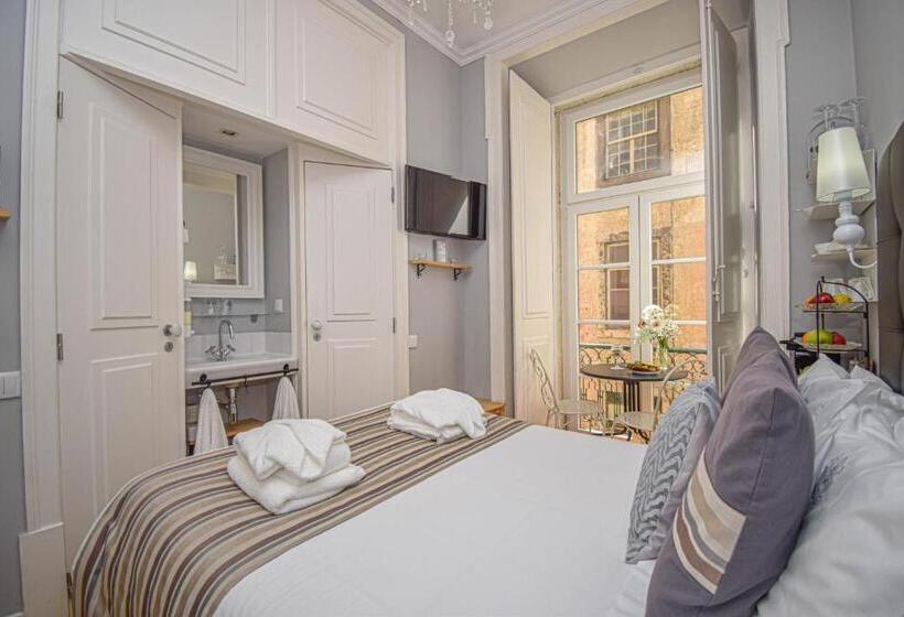 سوئیت با بالکن, B In B Lisbon Downtown Suites