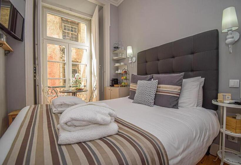 سوئیت با بالکن, B In B Lisbon Downtown Suites