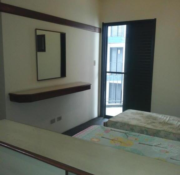 استودیوی استاندارد, Flat   Palladium Apart Service