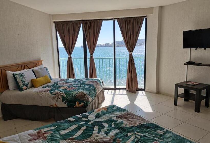 استودیوی استاندارد با چشم‌انداز دریا, Condominios San Carlos