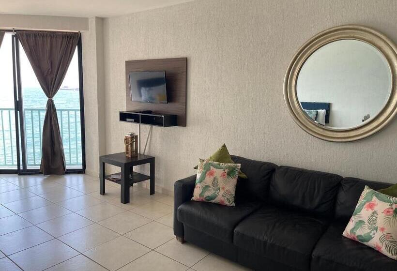 استودیوی استاندارد با چشم‌انداز دریا, Condominios San Carlos