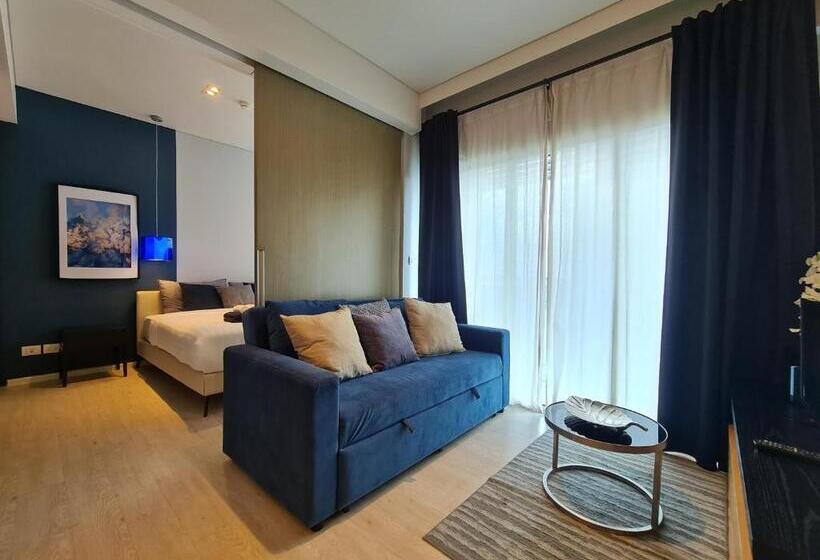 اتاق سه نفره دلوکس با چشم‌انداز دریا, Veranda Residence Pattaya By Sea