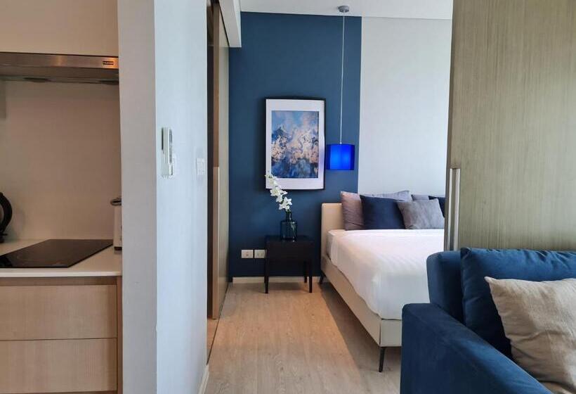 اتاق سه نفره دلوکس با چشم‌انداز دریا, Veranda Residence Pattaya By Sea