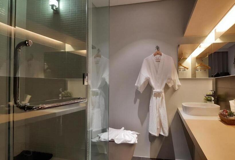 اتاق خانوادگی با چشم‌انداز دریا, Veranda Residence Pattaya By Sea