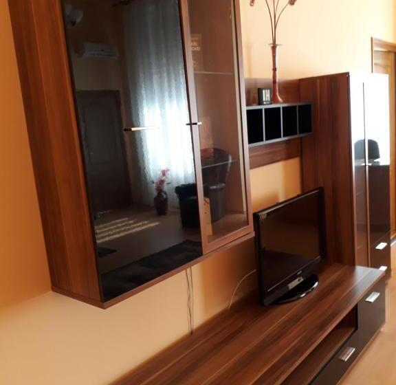 آپارتمان 4 خوابه, Piac Utcai Apartman