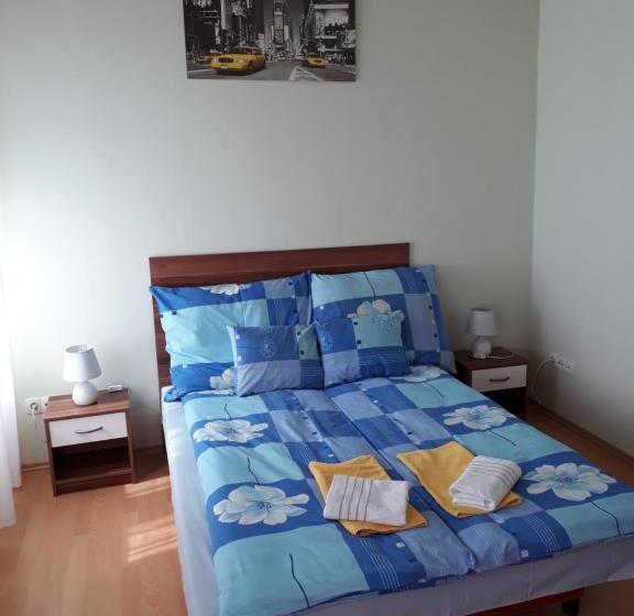 آپارتمان 4 خوابه, Piac Utcai Apartman