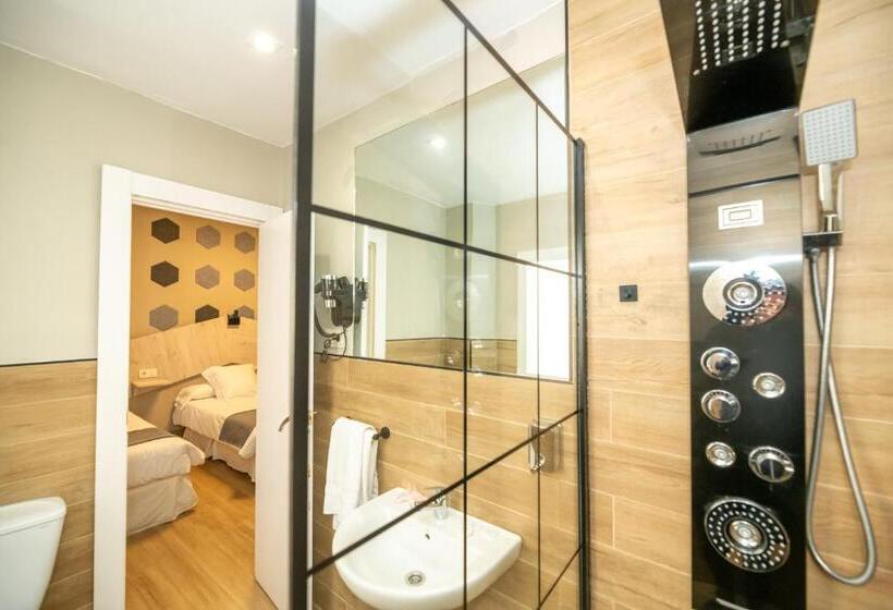 اتاق استاندارد سه نفره, Monasterio Granada  Adults Only