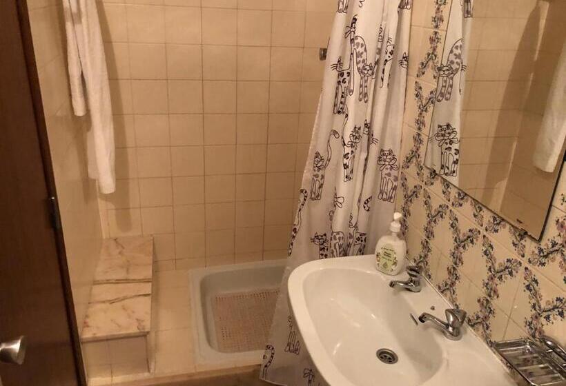 اتاق استاندارد, Residencia Maria Jose