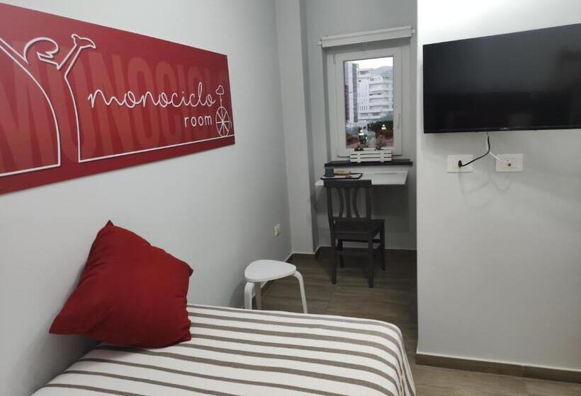 اتاق استاندارد یک نفره, B&b La Bicicletta