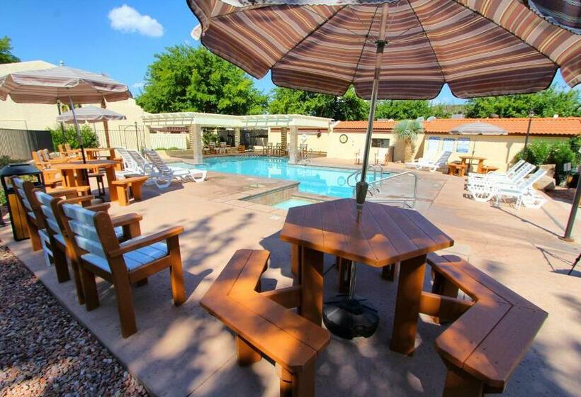 آپارتمان 2 خوابه, Villas At Southgate