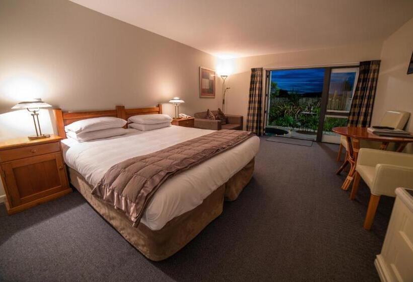 استودیو استاندارد با تخت کینگ, Baycrest Thermal Lodge