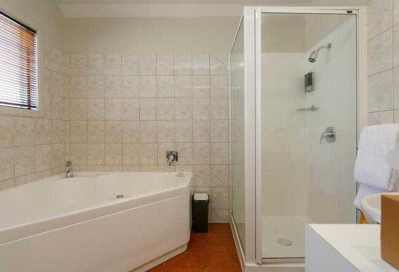 استودیو استاندارد با بالکن, Baycrest Thermal Lodge