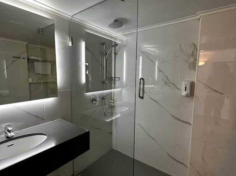اتاق استاندارد یک نفره با چشم‌انداز دریا, Bel Azur Hotel   Resort