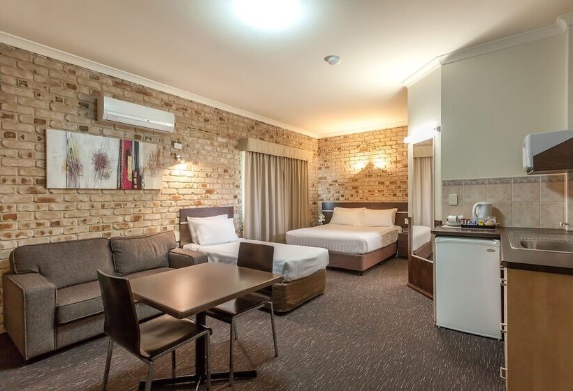 اتاق استاندارد, Highlander Motor Inn