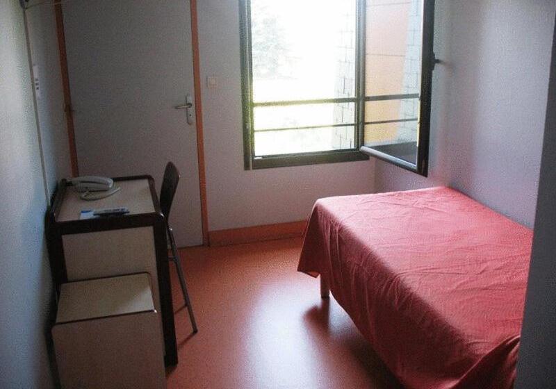 اتاق استاندارد یک نفره, Home Du Buisson Hôtel Des Familles